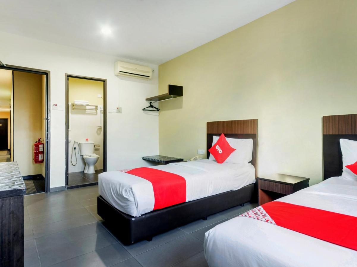 OYO 89948 Hotel Masai Utama Johor Bahru Bagian luar foto