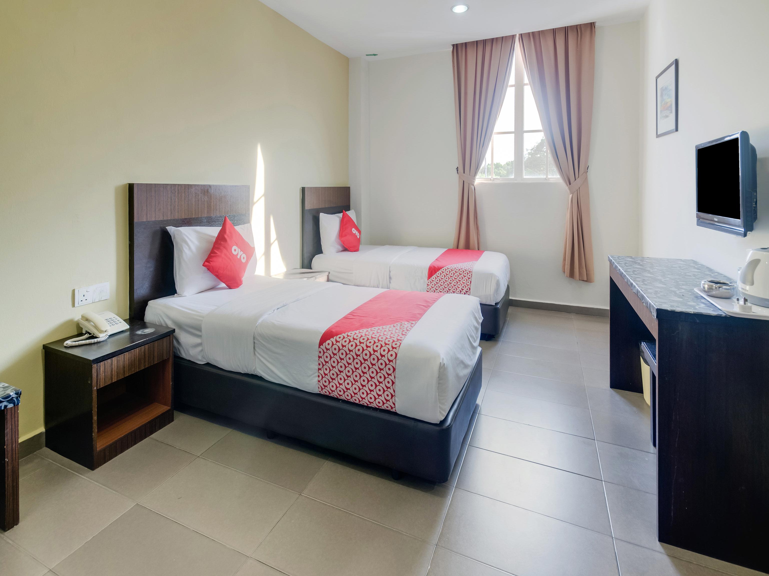 OYO 89948 Hotel Masai Utama Johor Bahru Bagian luar foto